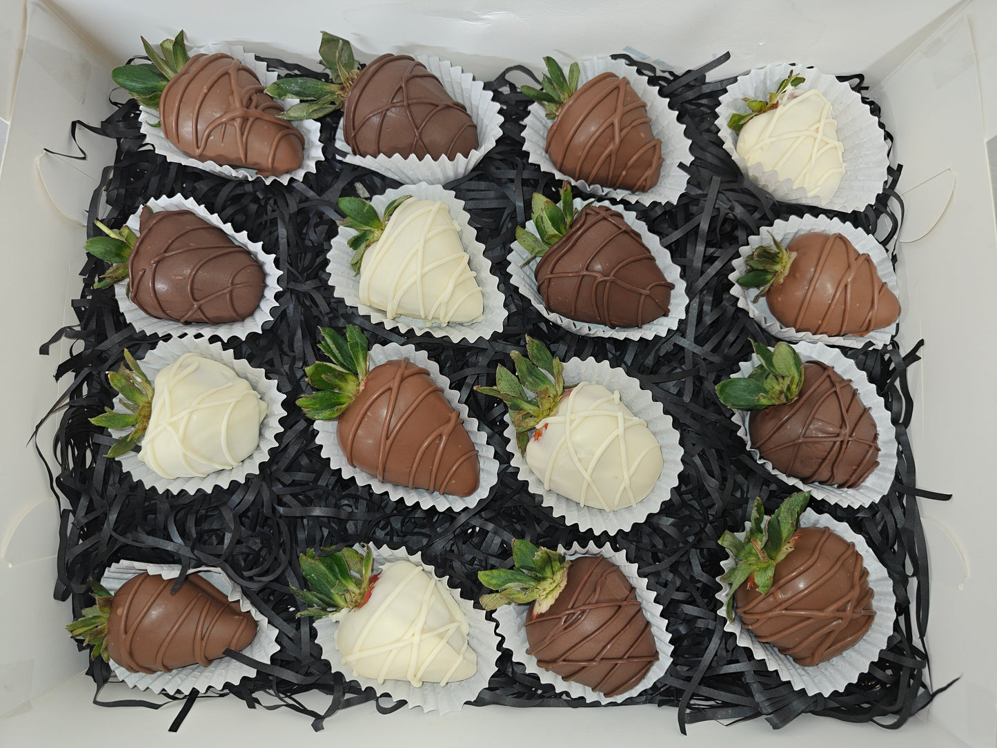 Mixed Classic Berries: 16 Pack